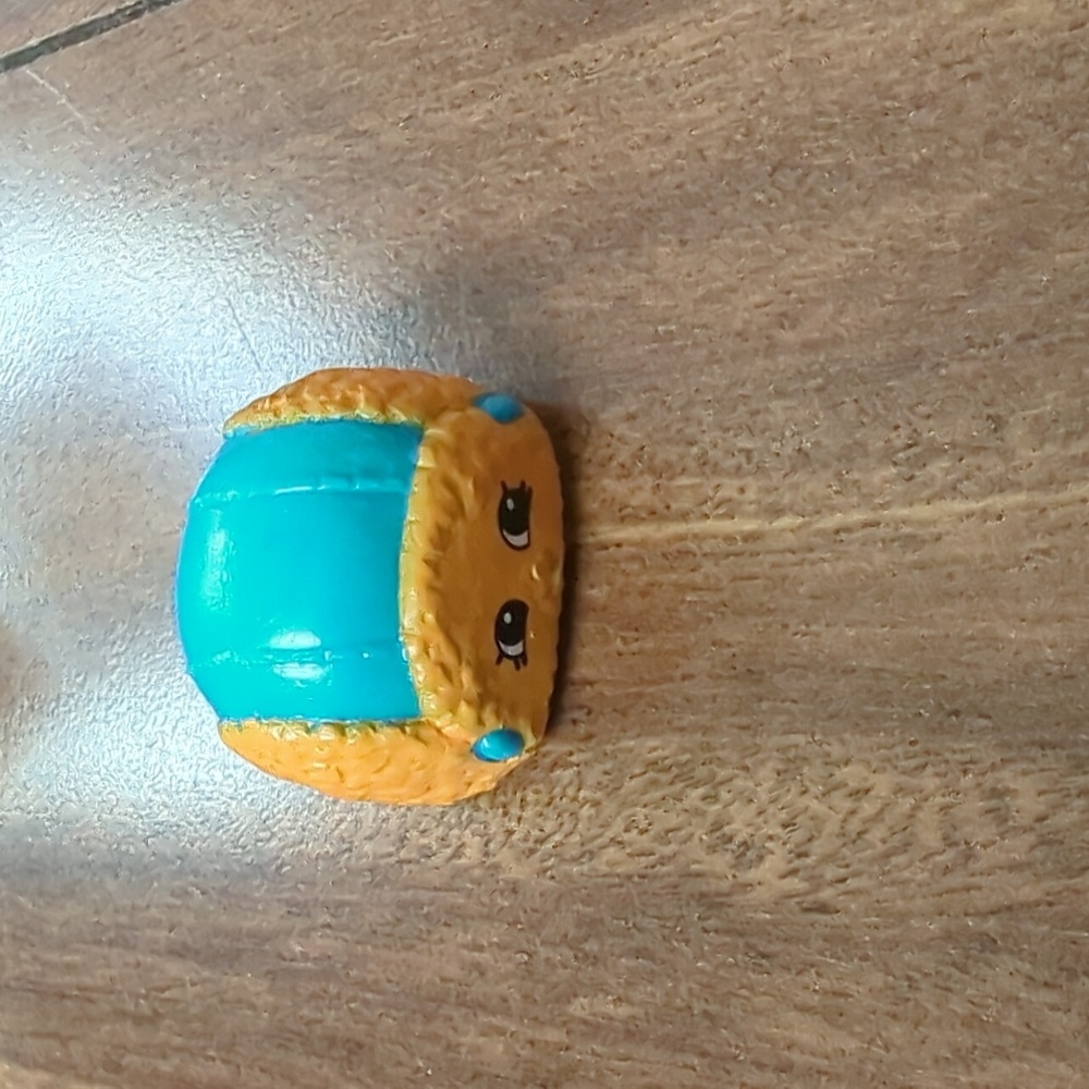 Shopkins Set - Picture 7 of 7